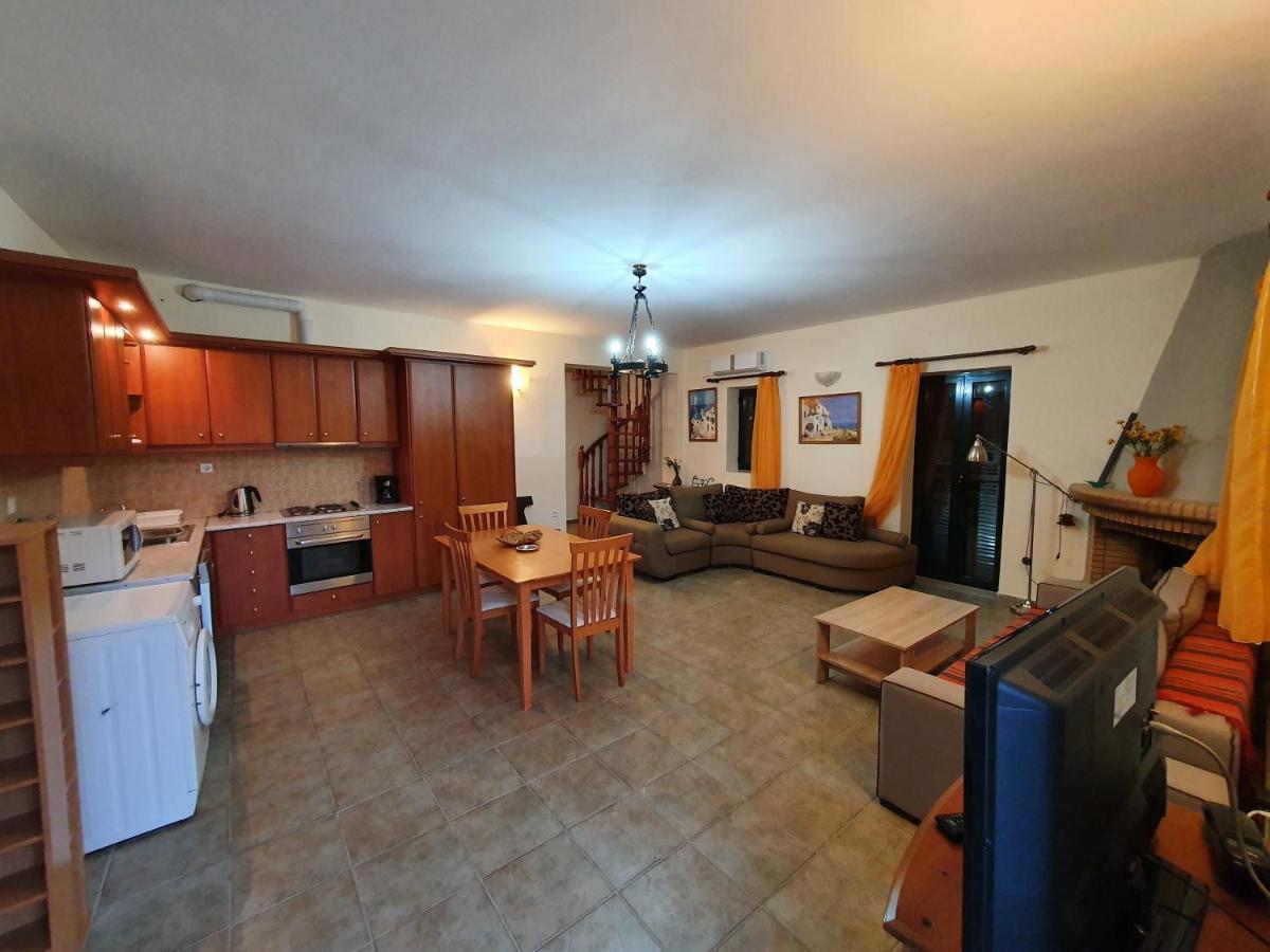 Apartament Frigano 3 Stoúpa Zewnętrze zdjęcie